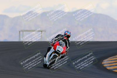 media/Oct-03-2022-Moto Forza (Mon) [[5f077a3730]]/Intermediate Group/Session 5 (Turn 12)/